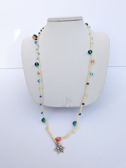 Beach vibes beaded necklace
